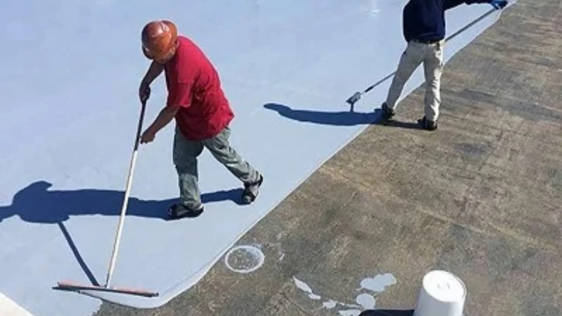 عزل أسطح وخزانات بعسير